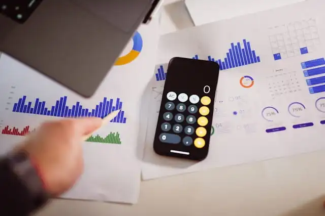 How to Estimate Software Development Cost and Timeline